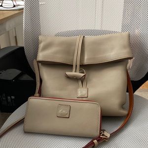 Dooney & Bourke Florentine toggle crossbody